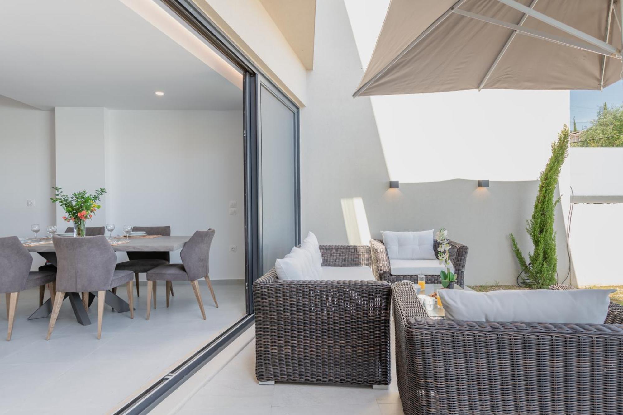 Swans Luxury Homes Kommeno  Room photo