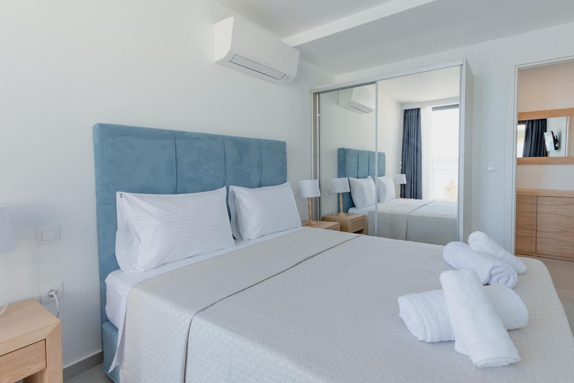 Swans Luxury Homes Kommeno  Room photo
